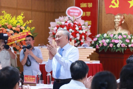 Ra mắt sách ‘Xây dựng Chính phủ liêm chính, kiến tạo trong kỷ nguyên mới’