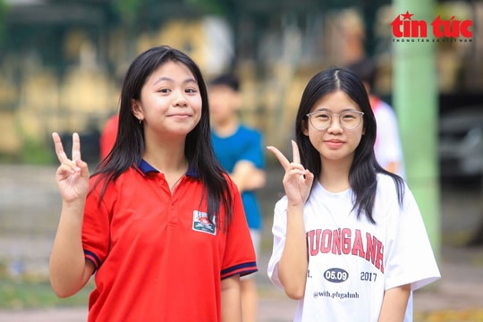 Hà Nội công bố điểm chuẩn vào lớp 10 THPT chuyên năm học 2026 - 2027