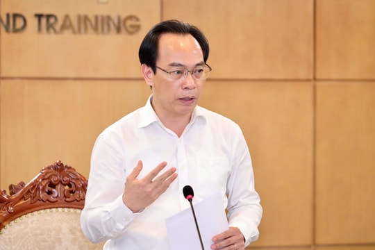 Bộ trưởng GD-ĐT: Giảm các hoạt động hình thức, để nhà giáo tập trung chuyên môn