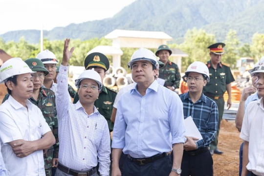 Huế phát động '40 ngày đêm tăng tốc, về đích' trường nội trú liên cấp biên giới