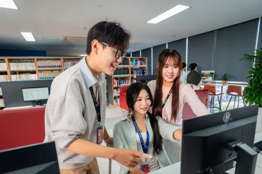 Thời AI, nuôi dưỡng năng lực gì để người trẻ không đánh mất mình?