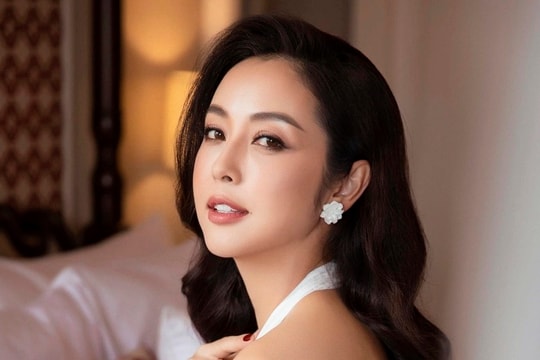Nhắn 1 tin cho chồng cũ, Hoa hậu Jennifer Phạm được khen sao mà dạy con văn minh thế!