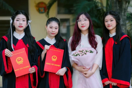 Nữ sinh đạt á khoa trong Kỳ thi tuyển sinh vào lớp 10 và những thói quen học tập tạo khác biệt