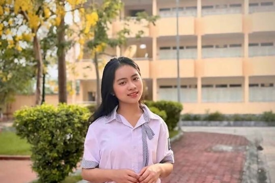 Nữ sinh lớp 11 đạt điểm SAT tuyệt đối sau ba lần thi