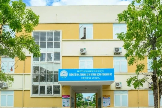 Trường Liên cấp Hồng Đức lý giải lý do thu học phí khi năm học đã kết thúc