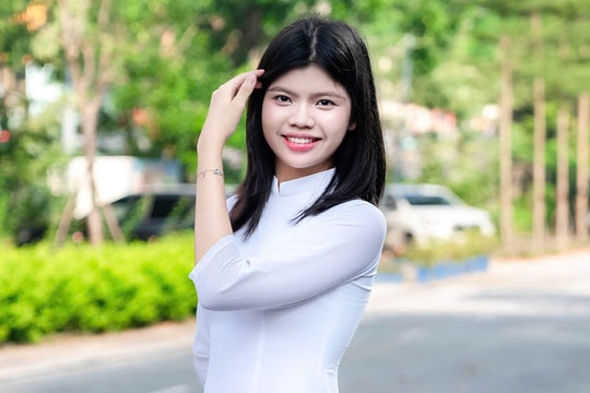 Nữ sinh ba lần đỗ thủ khoa Toán, Tin ở Hà Nội