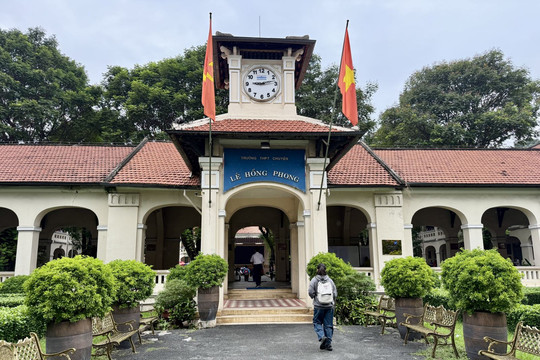 TP Hồ Chí Minh Hoàn tất đợt xác nhận nhập học lớp 10 chuyên, tích hợp
