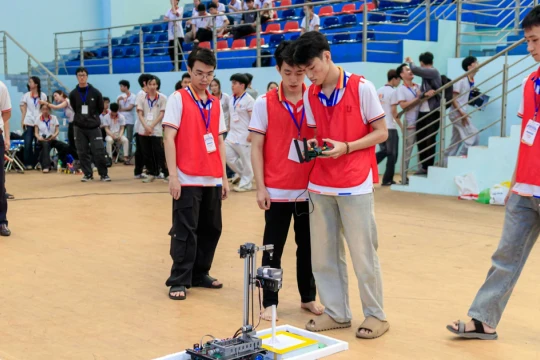 Sân chơi công nghệ kịch tính của sinh viên miền Trung - Tây Nguyên