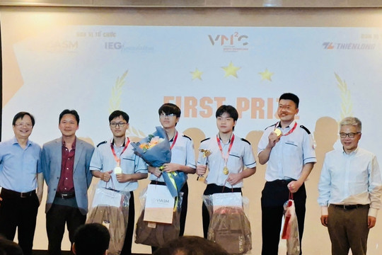 Học sinh phổ thông ứng dụng AI giải quyết các bài toán mô hình