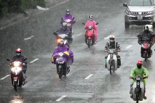 Dự báo thời tiết ngày 28/6: Bắc Bộ mưa to, Trung Bộ nắng nóng gay gắt