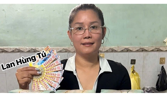 Đại lý tìm khách hàng trúng độc đắc 32 vé xổ số miền Nam