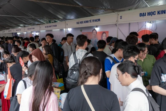 Tư vấn tuyển sinh: Lựa chọn ngành nghề kinh tế mới trong kỷ nguyên vươn mình