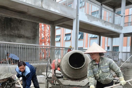 ‘Vượt nắng, thắng mưa’ đưa trường học về vùng biên Lai Châu