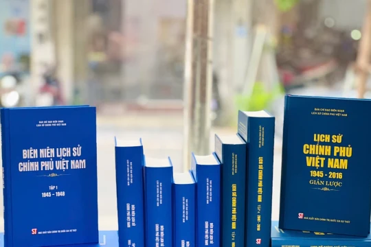 Hai bộ sử liệu hệ thống hóa tiến trình phát triển của Chính phủ Việt Nam