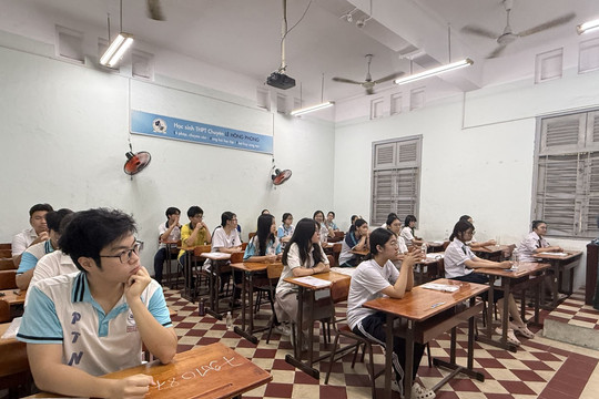 TP Hồ Chí Minh công bố điểm chuẩn lớp 10, cao nhất 24,75 điểm
