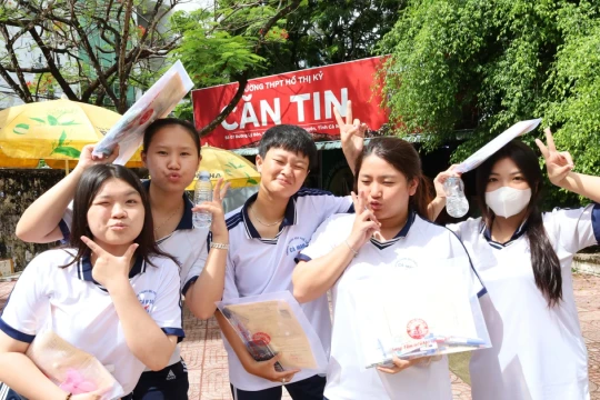 Thí sinh được công nhận tốt nghiệp THPT ở Cà Mau đạt tỷ lệ 98,6%