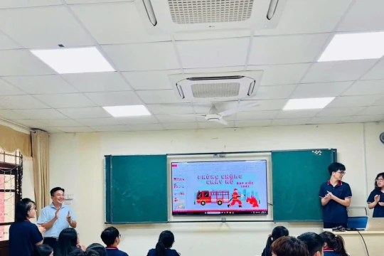 Đồng bộ đổi mới dạy học và đánh giá nhằm phát triển năng lực