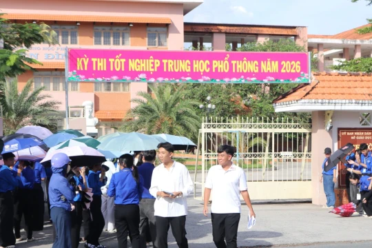 Top 10 trường có điểm trung bình thi tốt nghiệp THPT cao nhất Đồng Tháp