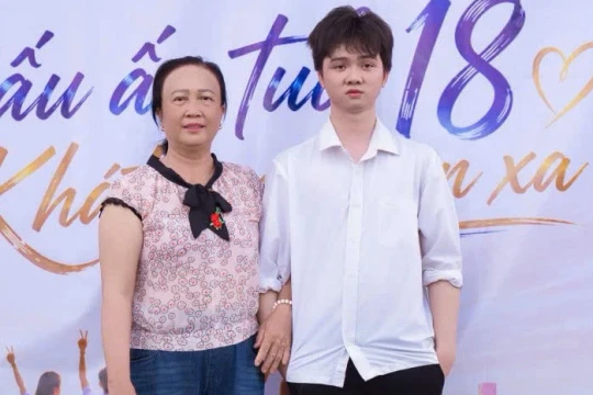 Nam sinh Trung tâm GD thường xuyên ở Quảng Trị chia sẻ bí quyết đạt điểm 10 môn Lịch sử