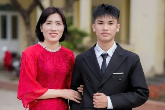 Cú lội ngược dòng của nam sinh Trung tâm GDTX – GDNN để đạt điểm 10 môn Lịch sử