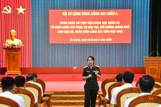 Tăng cường đào tạo, bồi dưỡng ngoại ngữ cho Cảnh sát biển