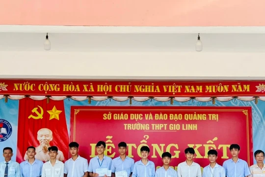Nửa thế kỷ ‘gieo hạt’, THPT Gio Linh đón ‘quả ngọt' với 100% HS đỗ tốt nghiệp