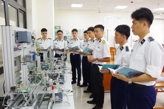 Học viện Hải quân đổi mới giáo dục và đào tạo gắn với chuyển đổi số