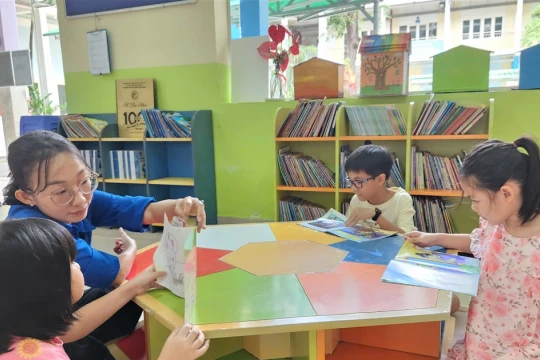 Cho mượn sách giáo khoa miễn phí, TPHCM hướng đến giáo dục bền vững