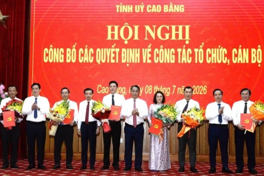 Giám đốc Sở GD&ĐT Cao Bằng giữ chức Hiệu trưởng Trường Chính trị