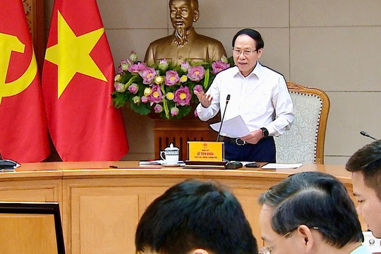 Rà soát chương trình học; đổi mới kiểm tra, đánh giá nhằm tinh giản, thiết thực, phù hợp với bối cảnh mới