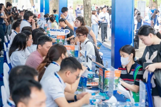 Điểm trúng tuyển vào đại học phụ thuộc vào nhiều yếu tố