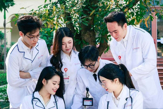 Điểm sàn khối ngành Y, Dược tăng trở lại
