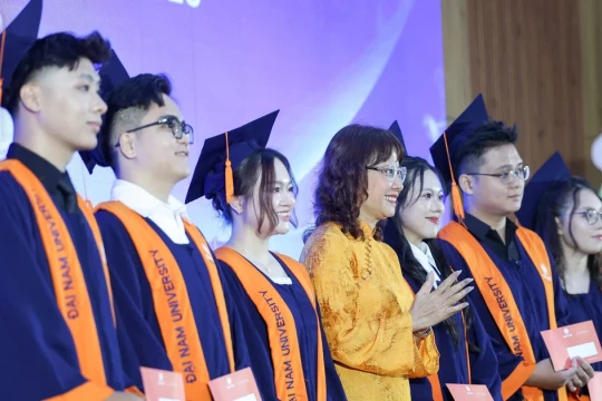 Trường ĐH Đại Nam có khóa bác sĩ y khoa đầu tiên tốt nghiệp