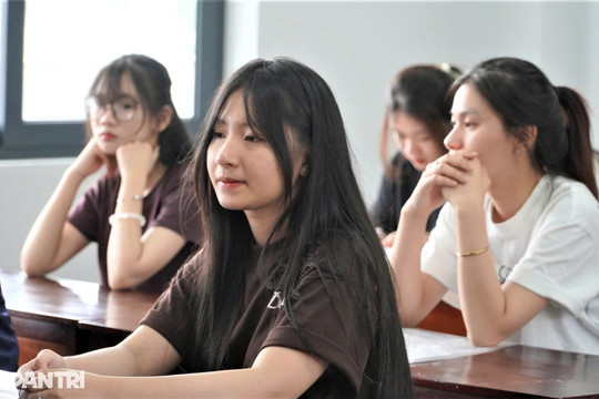 Trường PTTH Chuyên Hà Tĩnh: Hiệu trưởng lên tiếng về trường chiếm gần nửa số điểm 10 môn toán của tỉnh