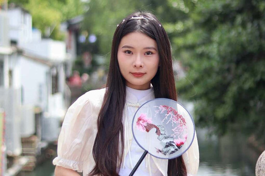 Cô giáo 25 tuổi giành học bổng tiến sĩ toàn phần Trung Quốc