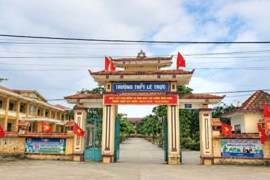 Tố cáo tiêu cực tại điểm thi ở Quảng Trị: Trưởng điểm thi khẳng định không có gì bất thường