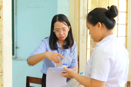 Chủ tịch tỉnh Đắk Lắk ra 'tối hậu thư' trả tiền dạy thêm giờ cho giáo viên