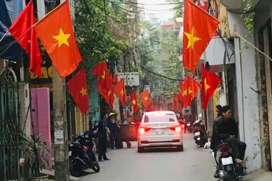 Trưởng thôn, tổ trưởng dân phố nghỉ việc do sắp xếp được hưởng chính sách như thế nào?