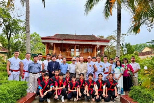 Ngọn lửa không bao giờ tắt trên đất Mường Lò