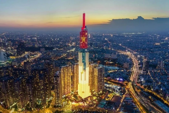 GDP 6 tháng đầu năm vượt 8%: Chính phủ quyết giữ mục tiêu tăng trưởng hai con số