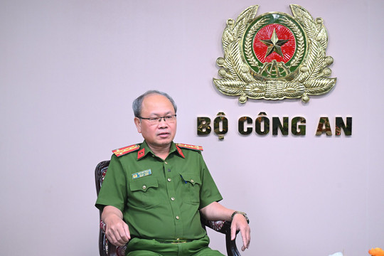 Đại tá công an lý giải quy định 'người thân đến nhà ở qua đêm phải thông báo lưu trú'