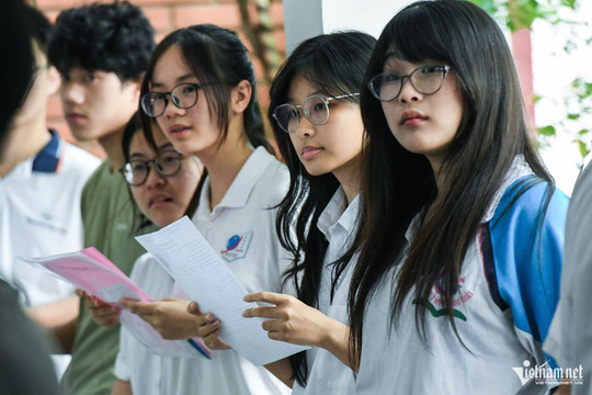 Thi tốt nghiệp, tuyển sinh đại học, gần 25 năm cải cách và hai cú sốc gian lận