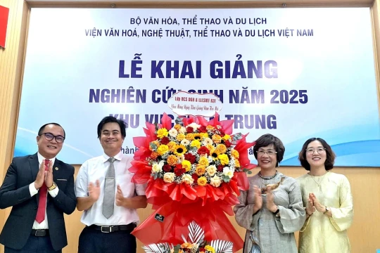 Viện VH,NT,TT&DL Việt Nam khai giảng lớp nghiên cứu sinh đầu tiên tại miền Trung