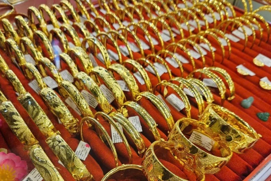 Giá vàng ngày 17/7: Đồng loạt giảm