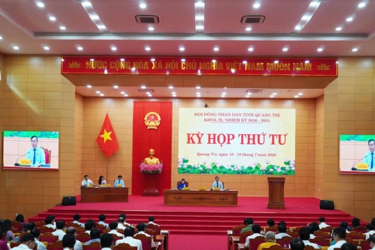 Gỡ vướng chính sách, bảo đảm quyền lợi cho giáo viên và học sinh Quảng Trị