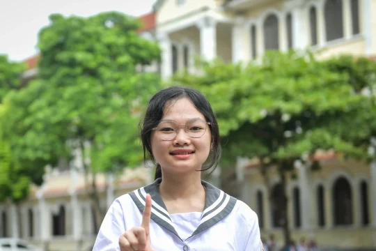 Nữ sinh Ninh Bình chinh phục đỉnh cao Olympic Vật lí quốc tế