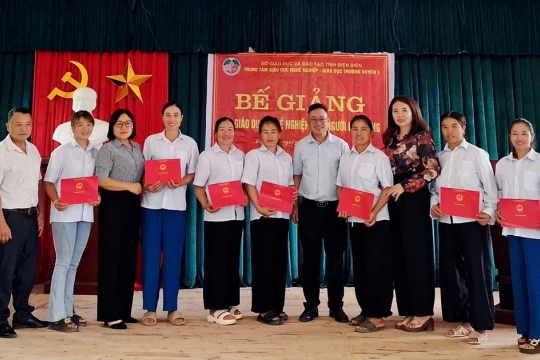 Học nghề mở lối thoát nghèo cho lao động Điện Biên