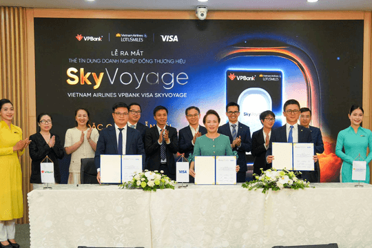 Vietnam Airlines, VPBank và Visa ra mắt thẻ doanh nghiệp, thêm ‘bước tiến’ vào thị trường trị giá 360 triệu tỷ đồng