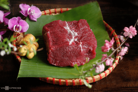 Bác sĩ chỉ cách phân biệt thịt bò thật - giả