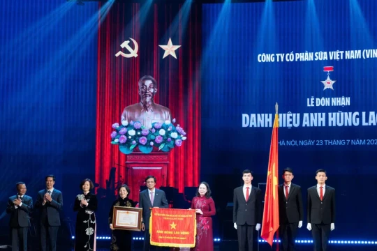 Từ giải bài toán dinh dưỡng trong nước đến doanh nghiệp xuất siêu ngành sữa